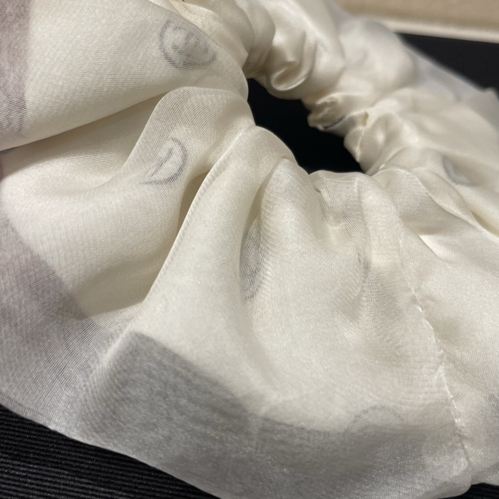 NIGO Chanel Hair Accessory Silk Twill White Black #nigo334195