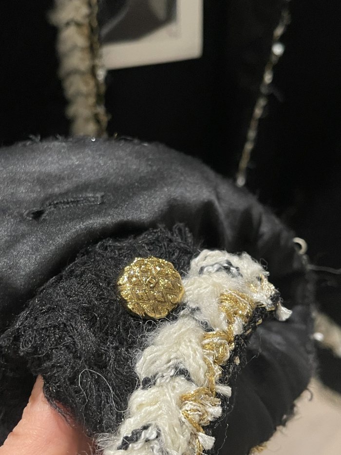NIGO Chanel Cape Wool Tweed Black Ecru #nigo334181