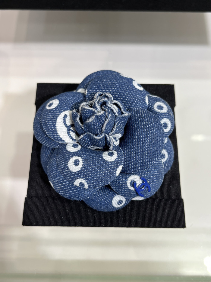 NIGO Chanel Camellia Brooch Collection #nigo334702