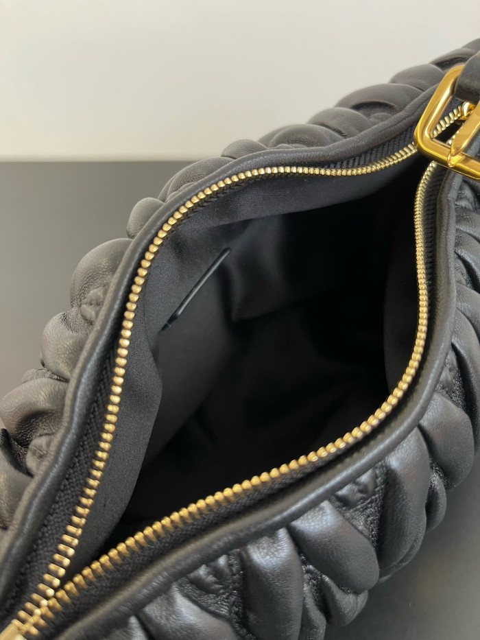 NIGO MiuMiu Matelassé Nappa Soft Leather Makeup Bag Black #nigo334668
