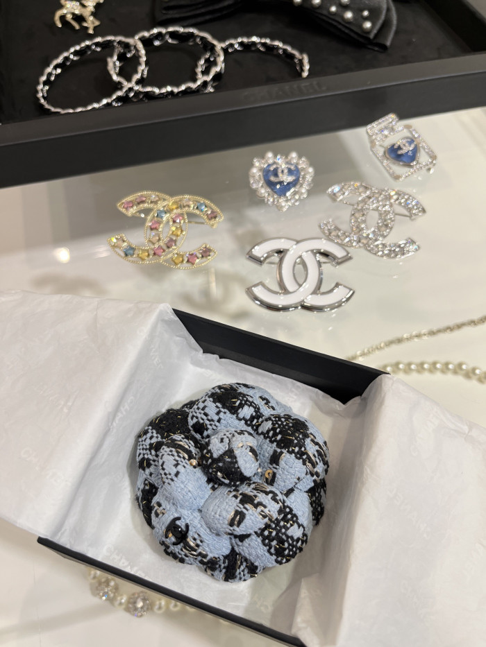 NIGO Chanel Camellia Brooch Collection #nigo334702