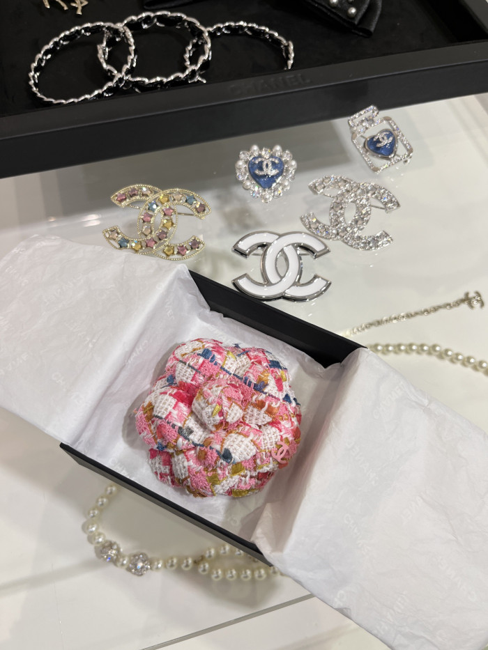 NIGO Chanel Camellia Brooch Collection #nigo334702