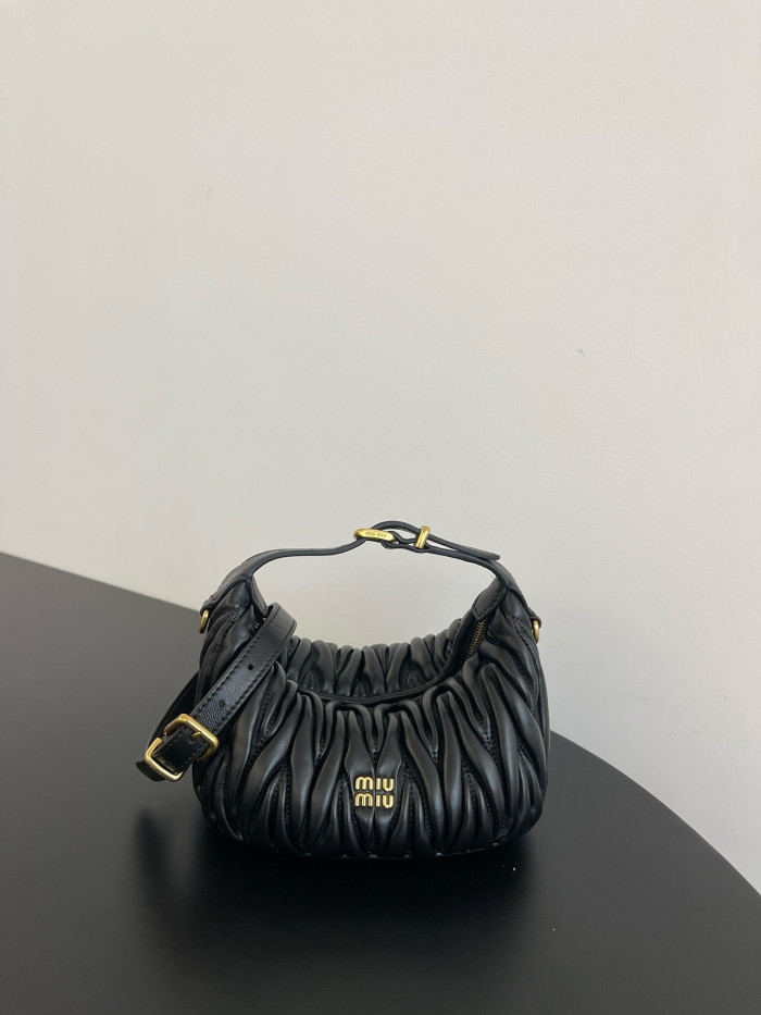 NIGO MiuMiu Matelassé Nappa Soft Leather Makeup Bag Black #nigo334668