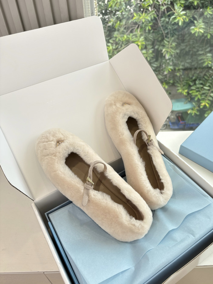 NIGO Prada Women's Plush Mary Jane Loafers #nigo334919