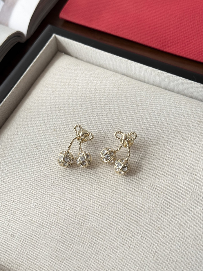 NIGO Valentino Cherryfic Bracelet Earrings Necklace In Metal And Swarovski Woman #nigo334787