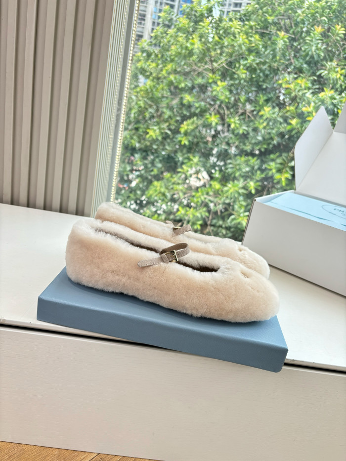 NIGO Prada Women's Plush Mary Jane Loafers #nigo334919