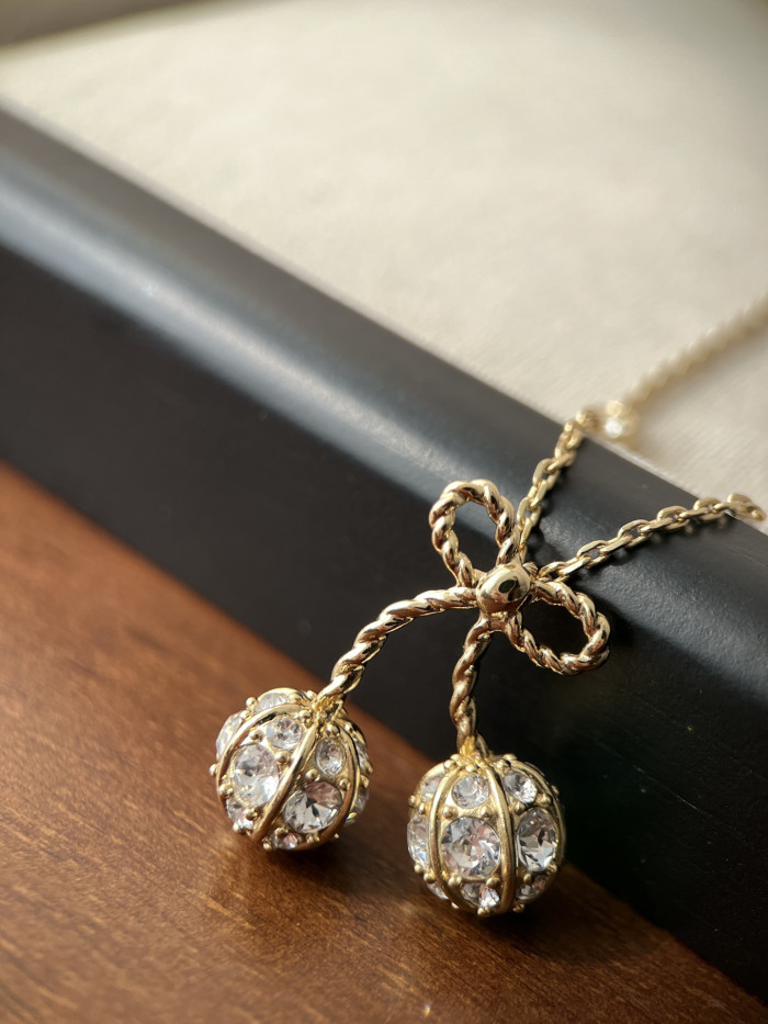 NIGO Valentino Cherryfic Bracelet Earrings Necklace In Metal And Swarovski Woman #nigo334787