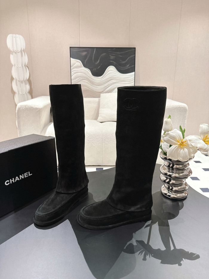 NIGO Chanel Women's Suede Boots #nigo335027