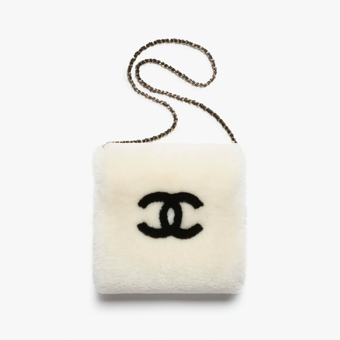 NIGO Chanel Muff Earmuffs Shearling Lambskin Tweed Ecru #nigo335043       