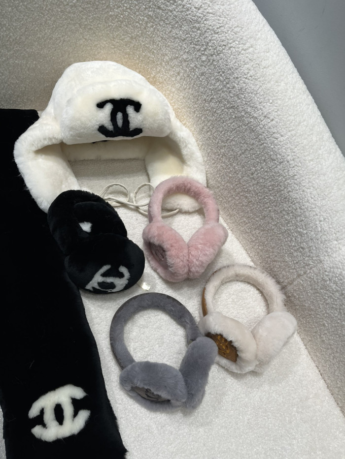 NIGO Chanel Muff Earmuffs Shearling Lambskin Tweed Ecru #nigo335043       