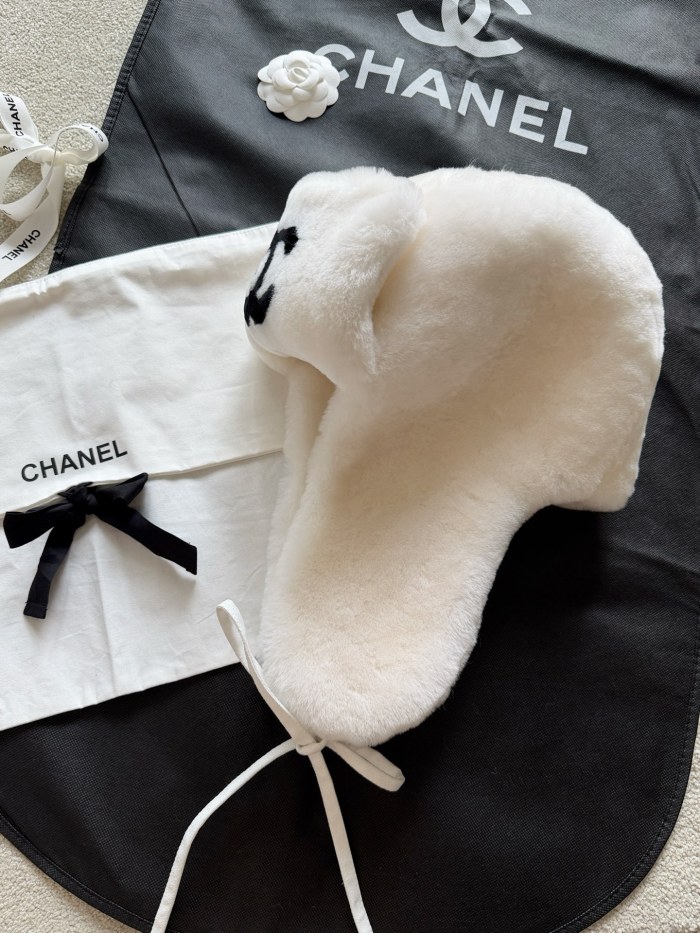 NIGO Chanel Chapka Shearling Lambskin Ecru Black #nigo335052