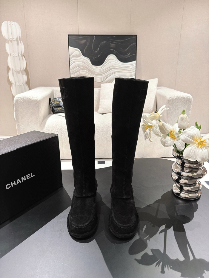 NIGO Chanel Women's Suede Boots #nigo335027