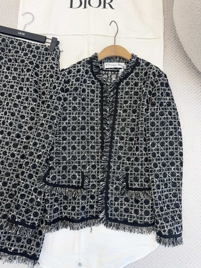 NIGO DIOR Macrocannage Regular Fit Jacket Mid-Length Macrocannage Flared Skirt  Black White Cotton-Blend Tweed Knit  #nigo334340