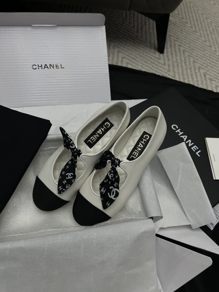 NIGO Chanel Mary Janes Lambskin Silk Grosgrain White Black #nigo334248