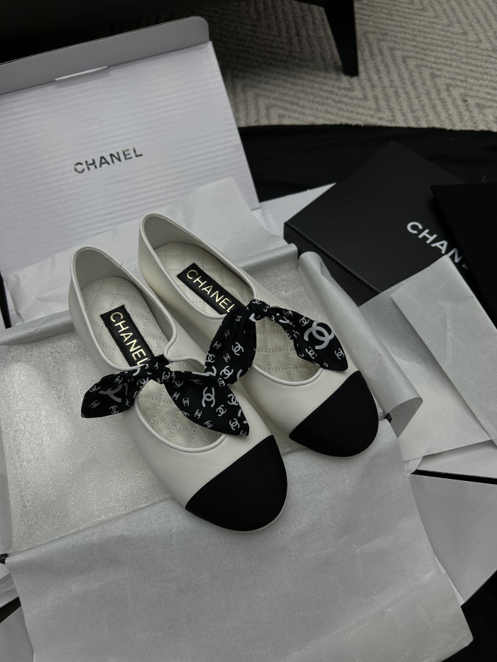 NIGO Chanel Mary Janes Lambskin Silk Grosgrain White Black #nigo334248