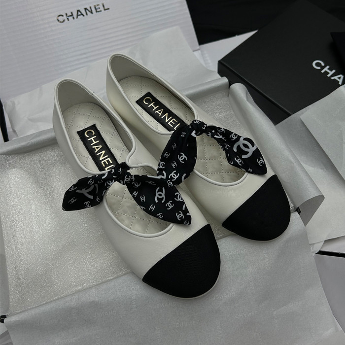 NIGO Chanel Mary Janes Lambskin Silk Grosgrain White Black #nigo334248