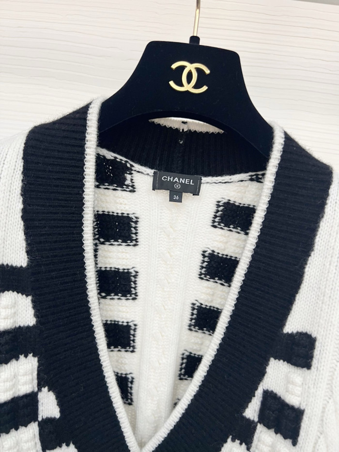 NIGO Chanel Black White Checkered Cashmere Sweater #nigo335793