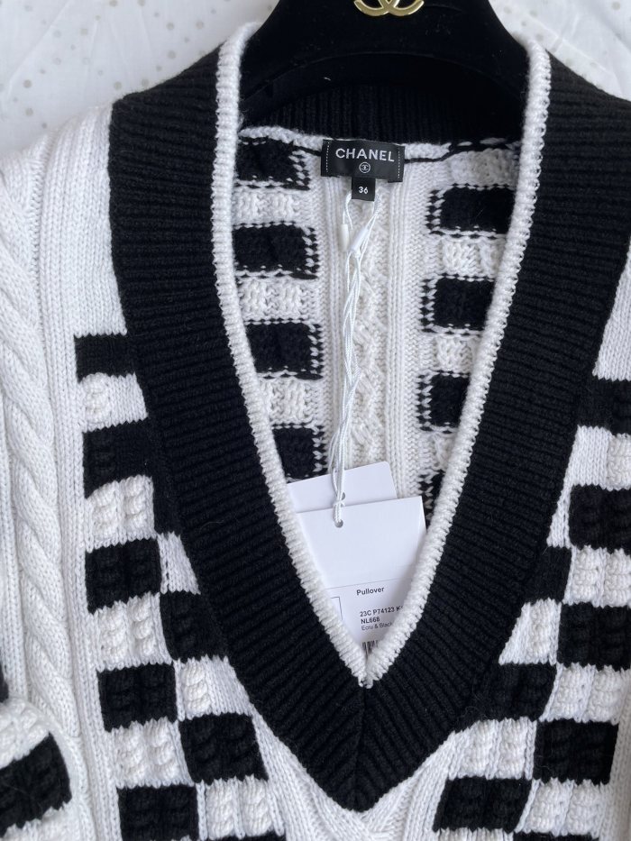 NIGO Chanel Black White Checkered Cashmere Sweater #nigo335793