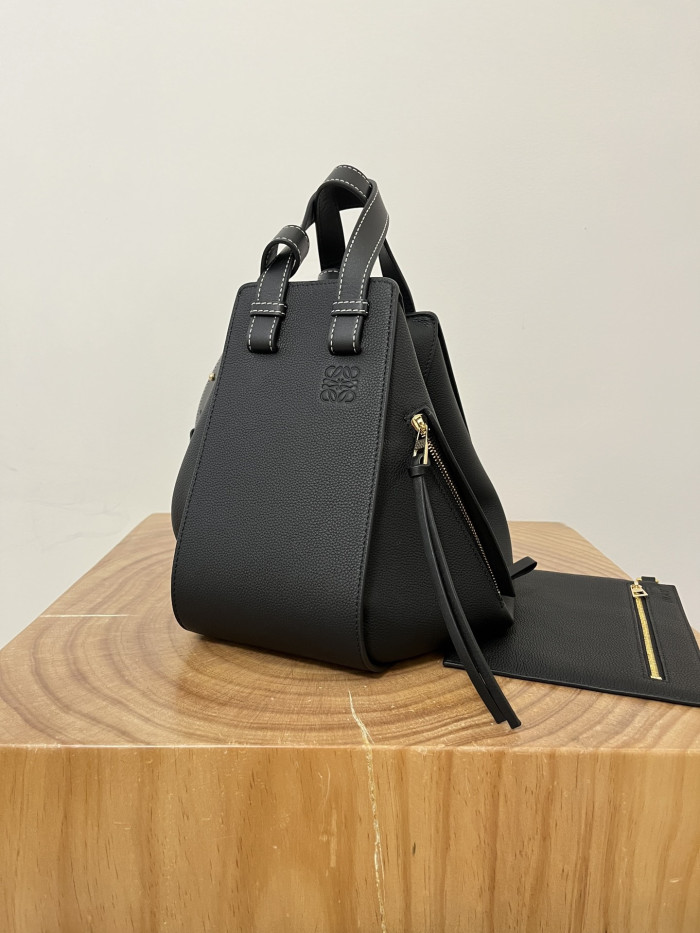 NIGO Loewe Small Hammock bag in classic calfskin Black#nigo335867