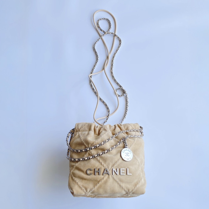 NIGO Chanel 22 Mini Handbag Shiny Calfskin Gold-tone Metal #nigo319128
