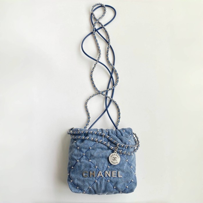 NIGO Chanel 22 Mini Handbag Shiny Calfskin Gold-tone Metal #nigo319128