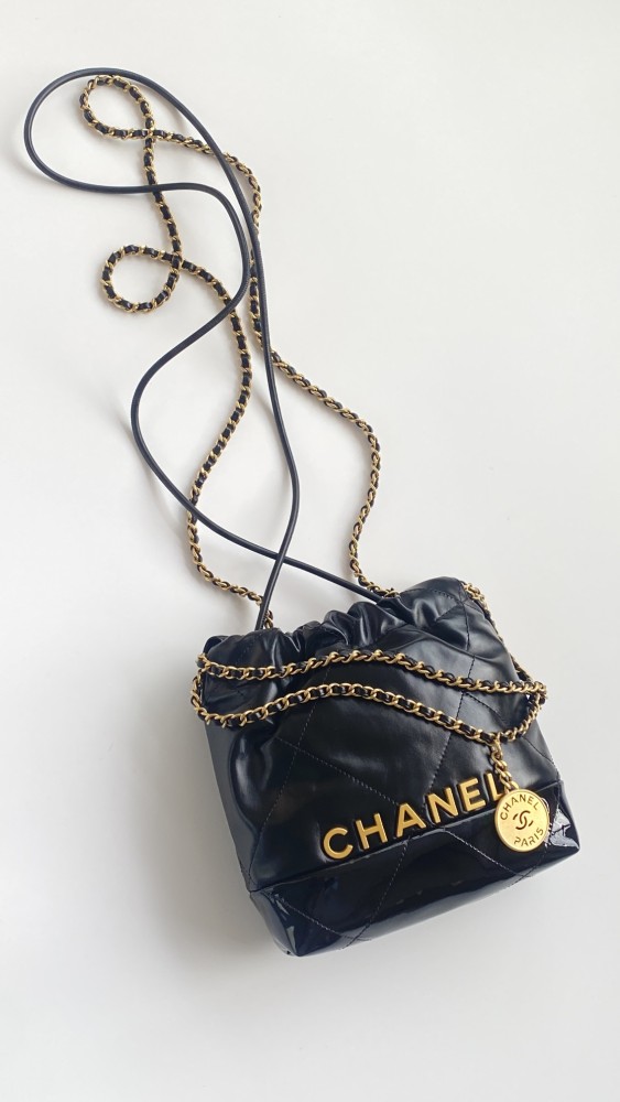 NIGO Chanel 22 Mini Handbag Shiny Calfskin Gold-tone Metal #nigo319128