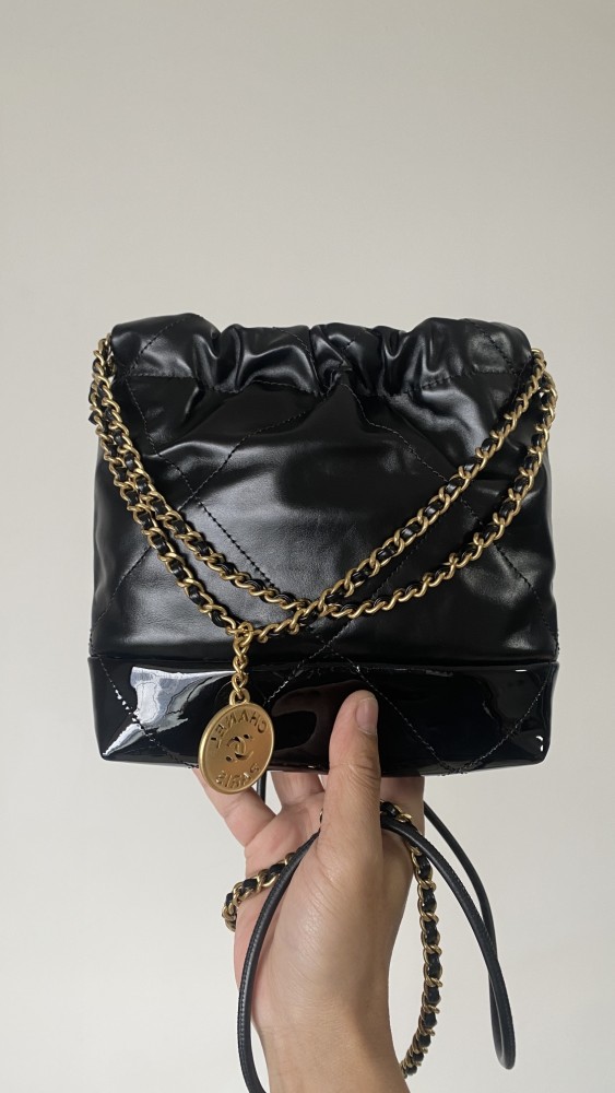 NIGO Chanel 22 Mini Handbag Shiny Calfskin Gold-tone Metal #nigo319128
