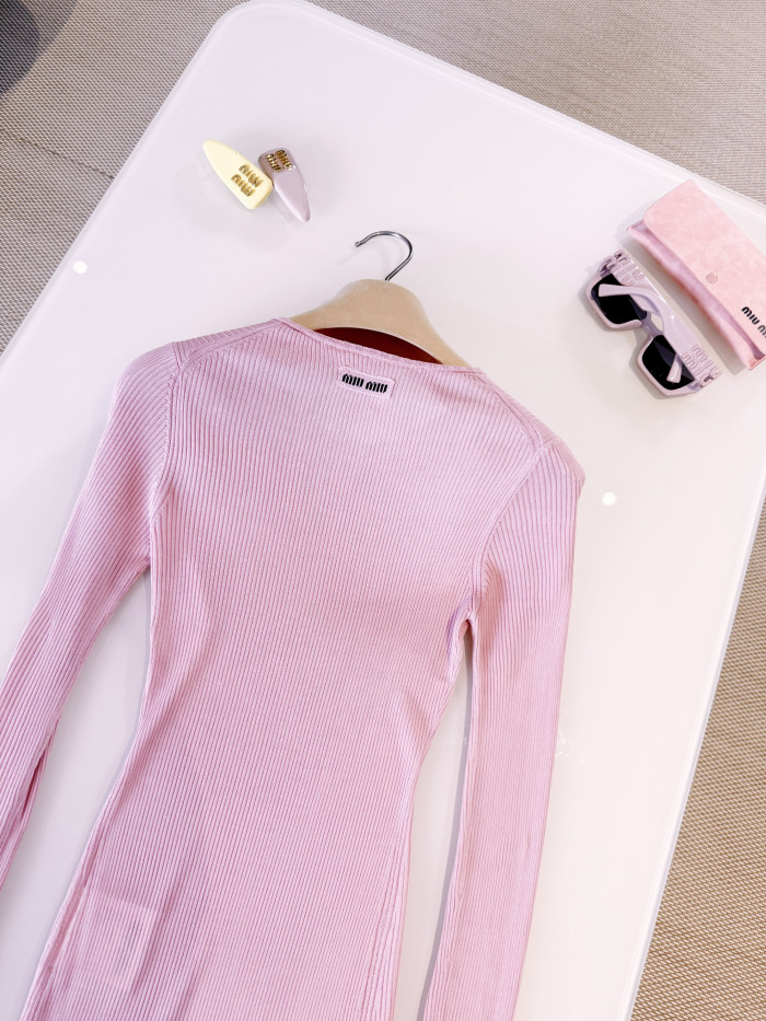 NIGO MiuMiu Begonia Pink Silk V-neck Sweater #nigo335966