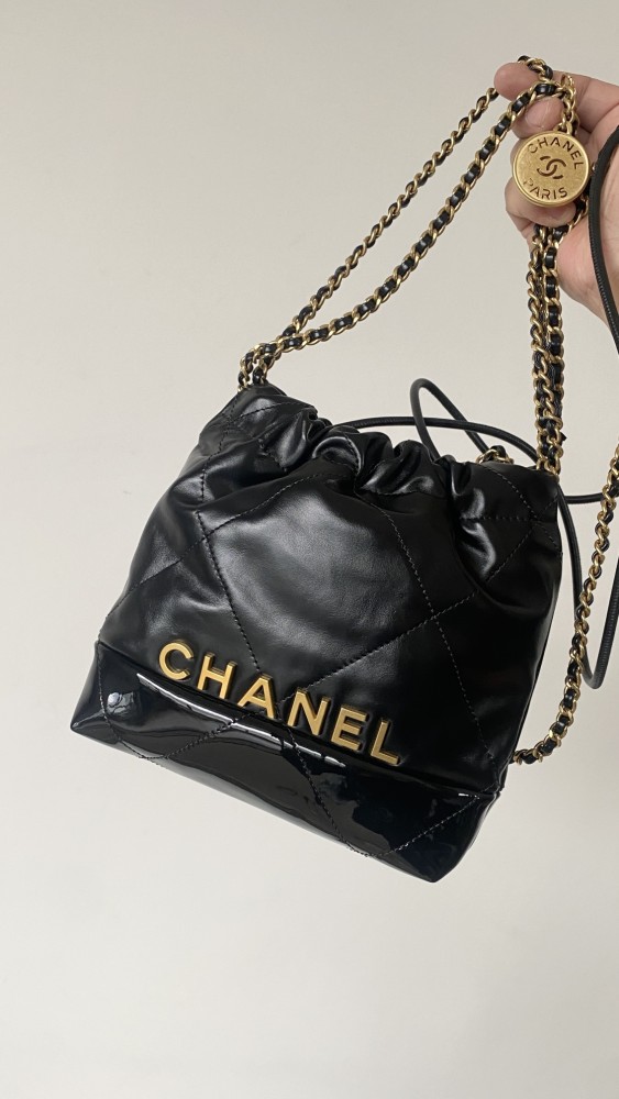 NIGO Chanel 22 Mini Handbag Shiny Calfskin Gold-tone Metal #nigo319128