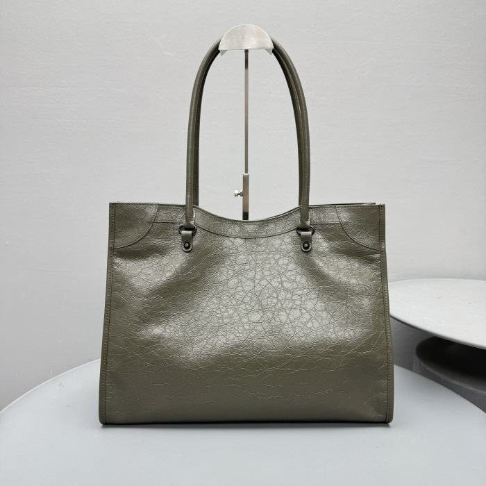 NIGO Balenciaga Women's Le City Tote Bag Medium in Black #nigo336744