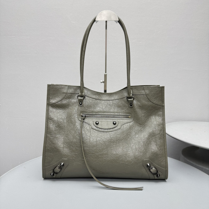 NIGO Balenciaga Women's Le City Tote Bag Medium in Black #nigo336744