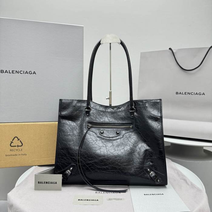 NIGO Balenciaga Women's Le City Tote Bag Medium in Black #nigo336744