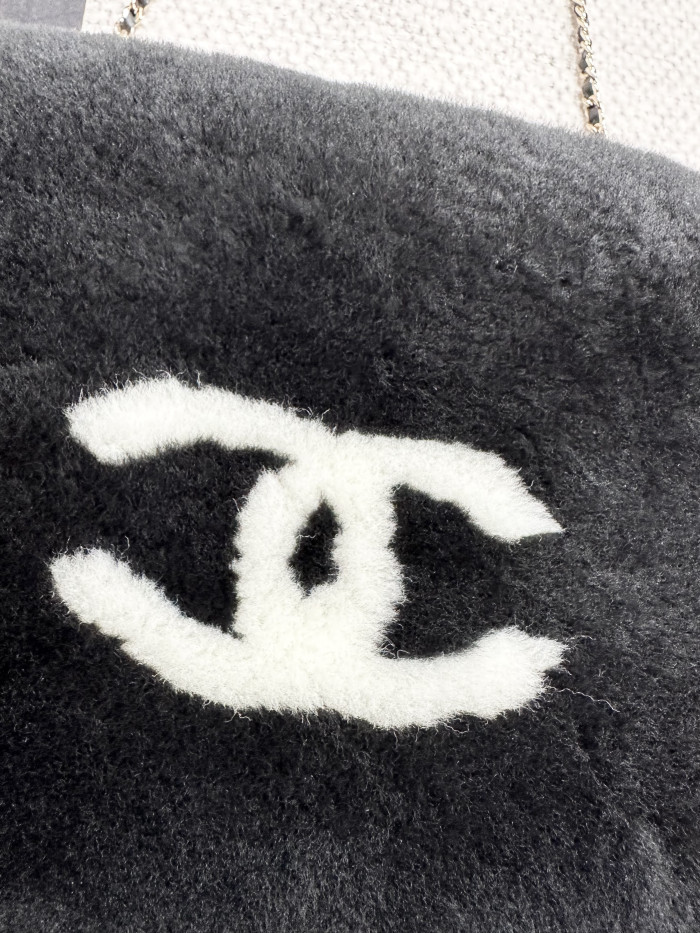 NIGO Chanel Top-quality Version Muff Shearling Lambskin Black Ecru #nigo336792
