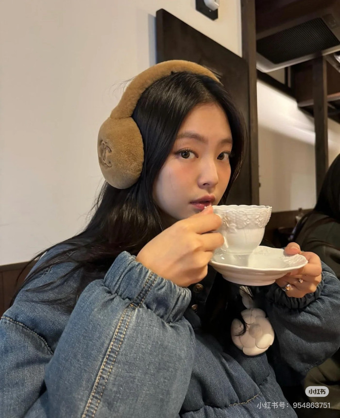 NIGO Chanel Top-quality Version Earmuffs Shearling Lambskin Black Ecru #nigo333992
