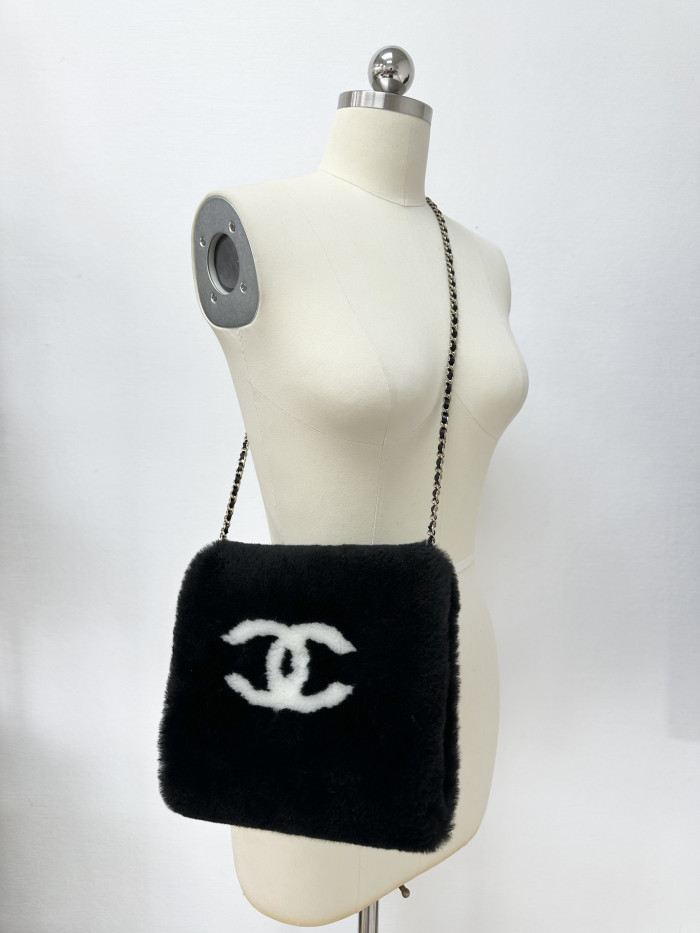 NIGO Chanel Top-quality Version Muff Shearling Lambskin Black Ecru #nigo336792