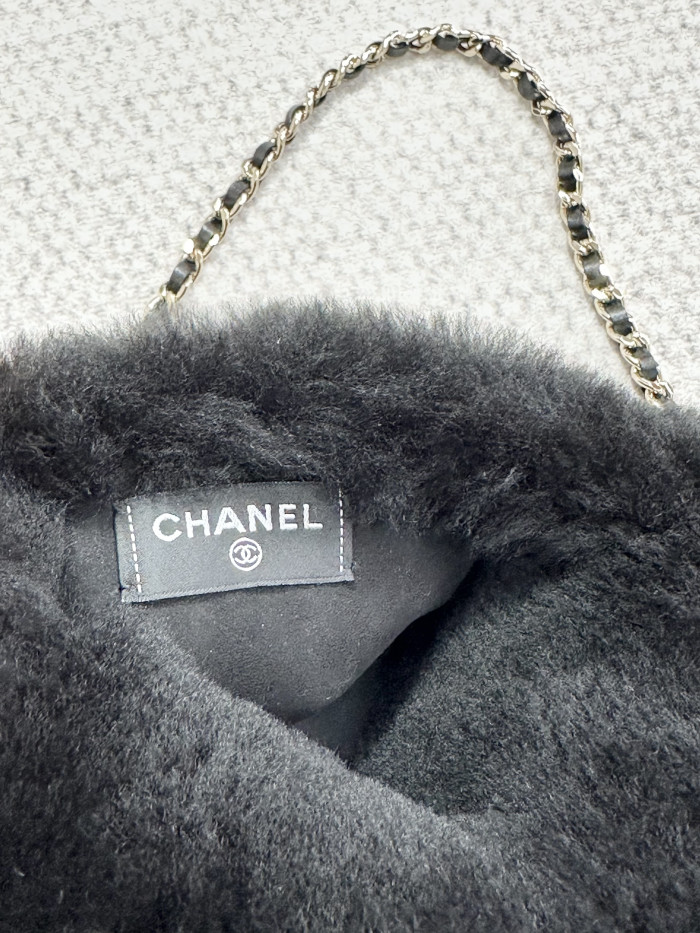 NIGO Chanel Top-quality Version Muff Shearling Lambskin Black Ecru #nigo336792