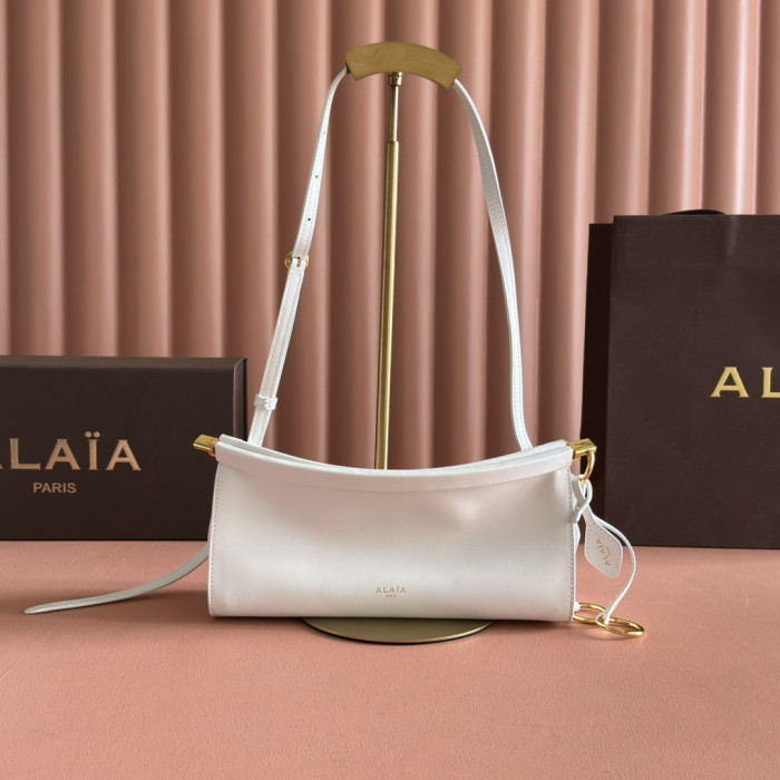 NIGO Alaïa Noir Le Click East West Small Bag in Calfskin #nigo336794