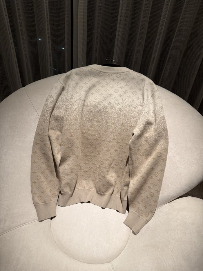NIGO Louis Vuitton Monogram Long-Sleeved Crewneck 1AJTX9 #nigo337083