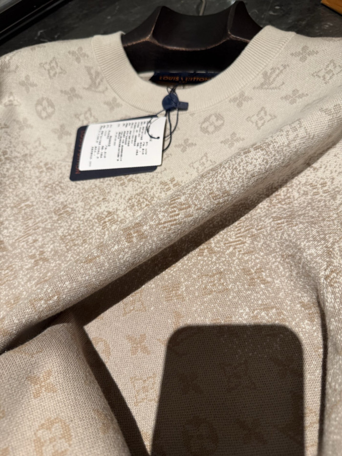 NIGO Louis Vuitton Monogram Long-Sleeved Crewneck 1AJTX9 #nigo337083