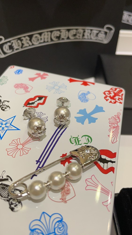 NIGO Chrome Hearts x Mikimoto Cross Pearl Pin Brooch #nigo337154
