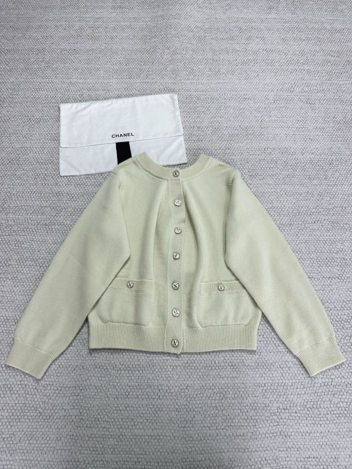 NIGO Chanel Solid Color One Shoulder Cardigan #nigo314359