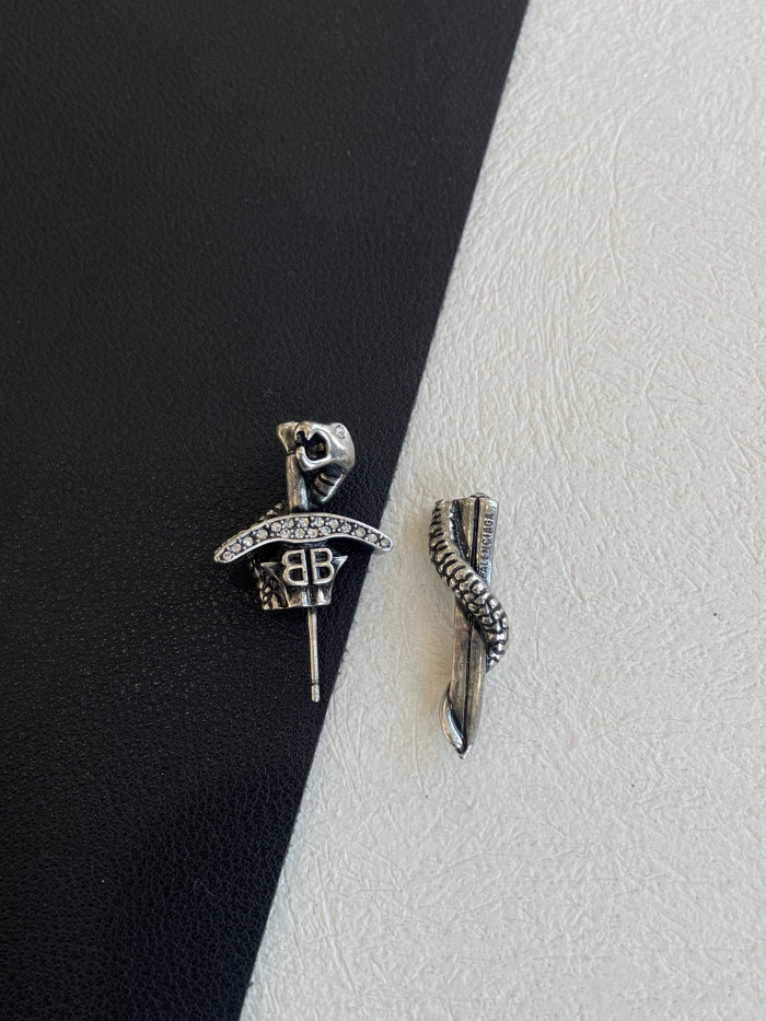 NIGO Balenciaga Goth Snake Earring in Antique #nigo337227