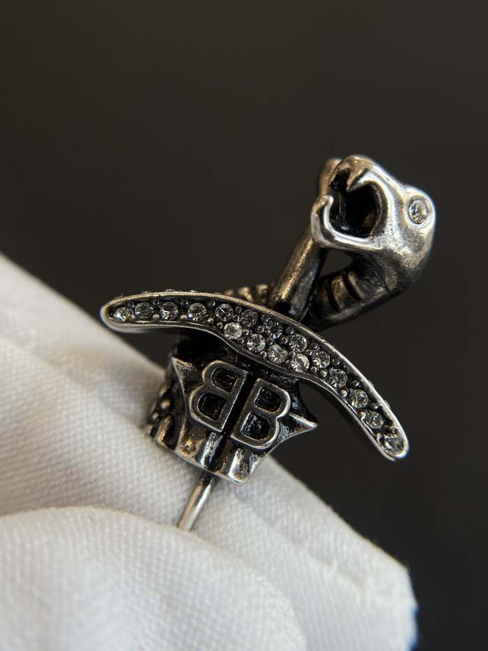 NIGO Balenciaga Goth Snake Earring in Antique #nigo337227