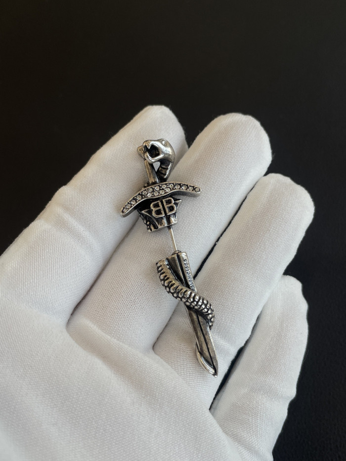 NIGO Balenciaga Goth Snake Earring in Antique #nigo337227