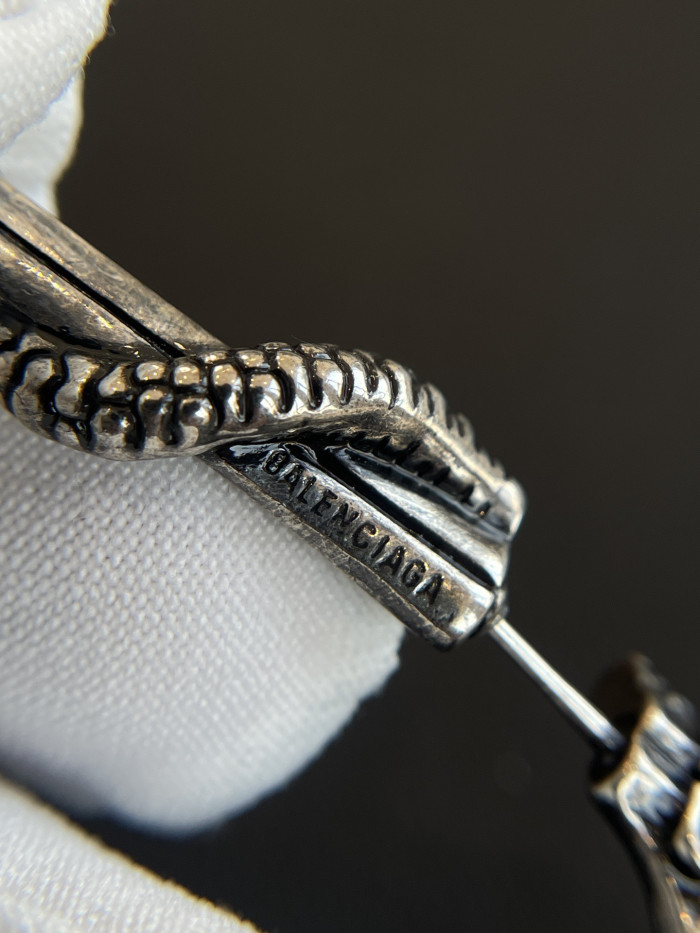 NIGO Balenciaga Goth Snake Earring in Antique #nigo337227