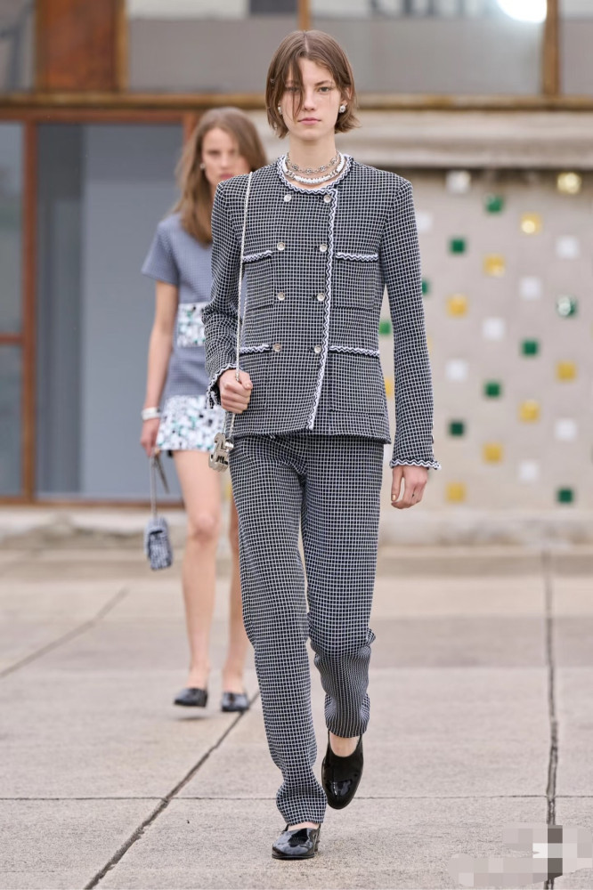 NIGO Chanel Tweed Plaid Jacket #nigo336536
