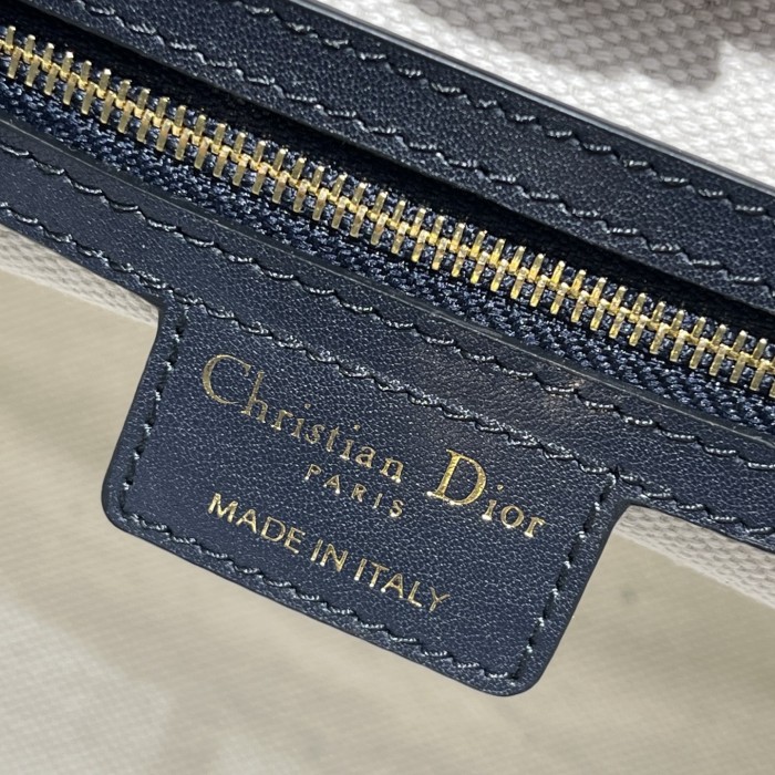 NIGO Dior Women's Mini Bags #nigo332585