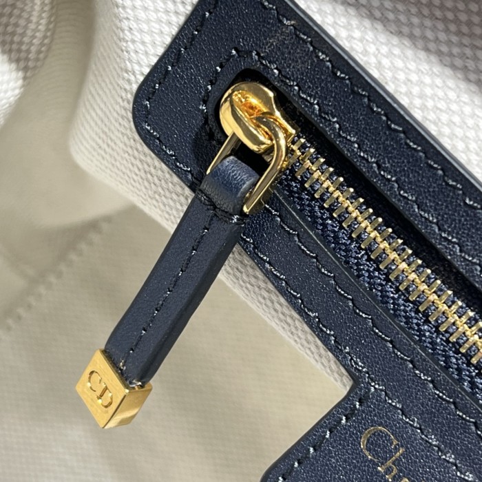 NIGO Dior Women's Mini Bags #nigo332585