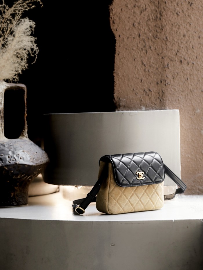 NIGO Chanel Chain Clutch Handbags #nigo322425