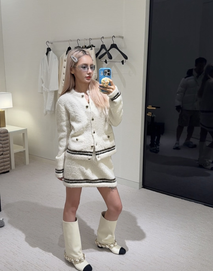 NIGO Chanel Top-quality Cardigan Version Short Skirt Cashmere Alpaca White Brown #nigo375695